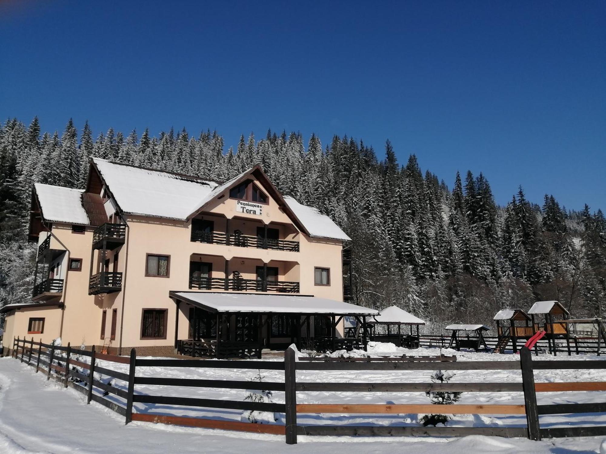 Pensiunea Tora Vatra Dornei Exterior foto