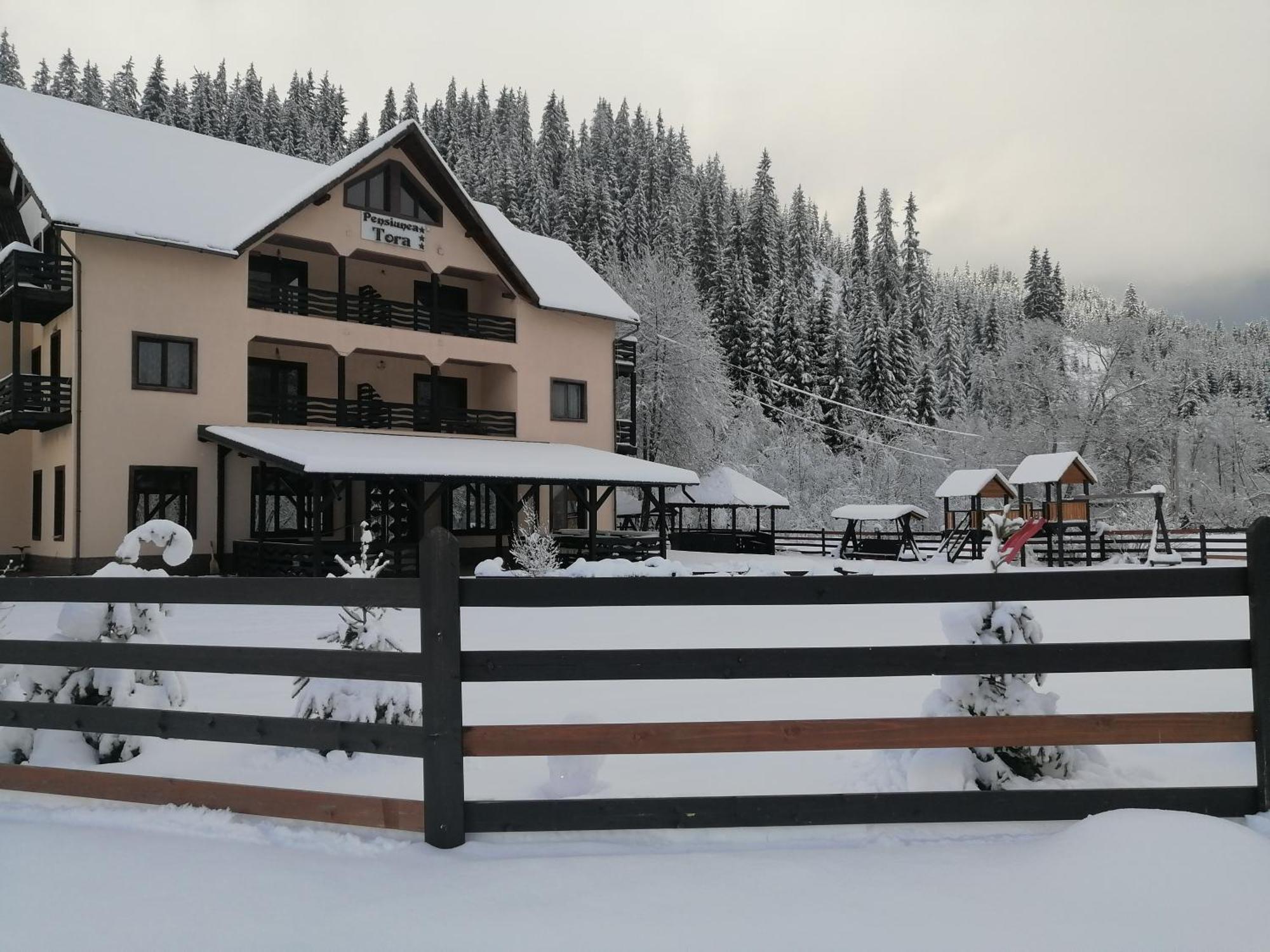 Pensiunea Tora Vatra Dornei Exterior foto